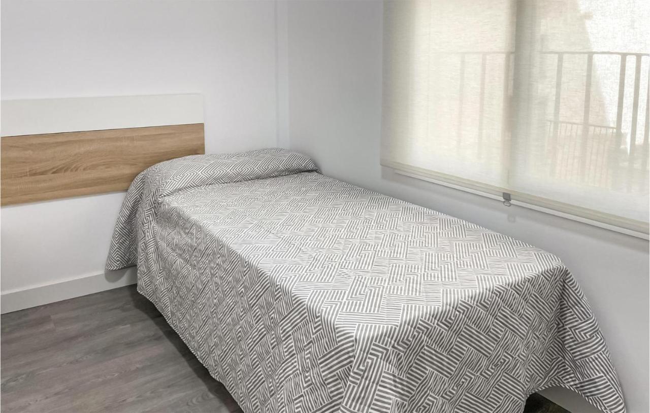 3 Bedroom Awesome In *